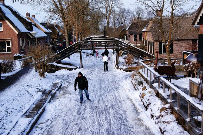 Small-Group Tour to Windmills & Giethoorn with boat tour - Timing and what the day feels like: 10:00 am start to about 6:45 pm return