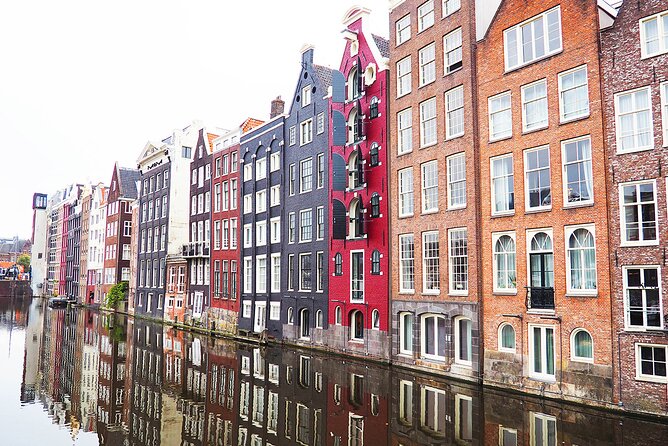 Small-Group Women's History Tour in Amsterdam - Rokin: canal life, the miracle angle, and how it connects to a women’s riot