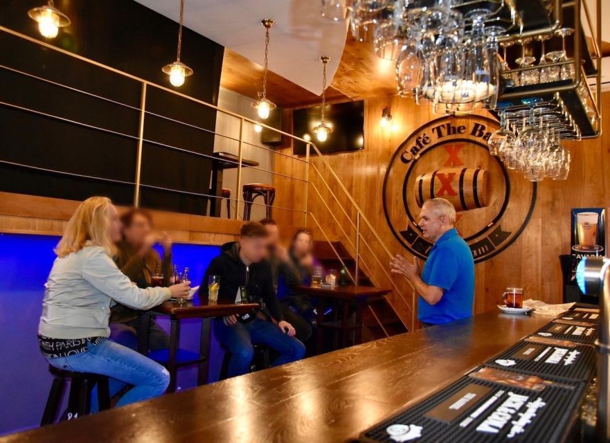 Sprechen Sie Gras? German Tour of Amsterdam's Coffeeshops - Old Courtyards and Film-Linked Coffeeshop Stops