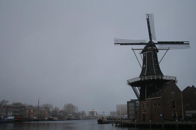 The rise of Haarlem: Culture, History, Art and Architecture Walking Tour - Haarlem’s WWII thread: the city’s memory in careful context