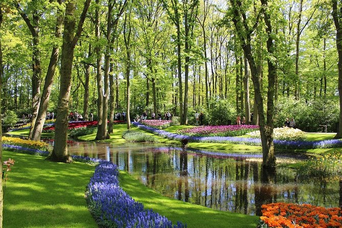 Tour to Giethoorn and Keukenhof Tulip Fields from Amsterdam - Who should book this tour, and who might prefer a different plan