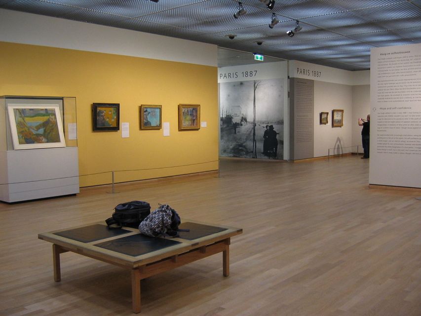 Van Gogh Museum Private Guided Tour - Influences in the room: Gauguin and Monet