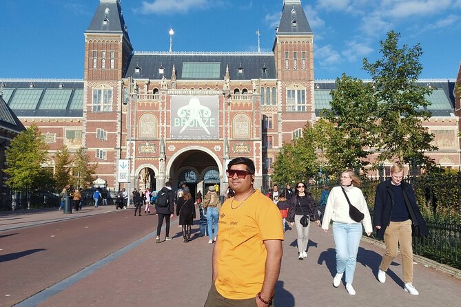 Van Gogh Museum Skip the Queue with Audio Guide - Entering Van Gogh Museum with timed entry at Museumplein
