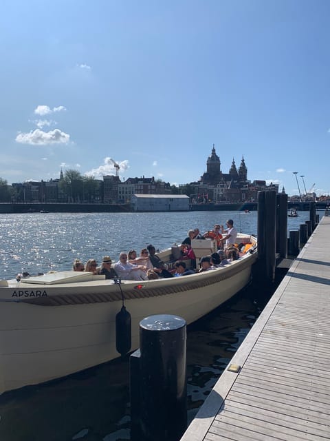 Visit Amsterdam by Boat with a French Guide (french) - The Apéro: Drinks and Dutch Cheese Tasting on Board