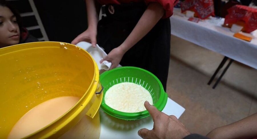 Volendam: 2.5-Hour Cheesemaking Workshop & Clog Making Tour - Key Things I’d Mark on Your Day