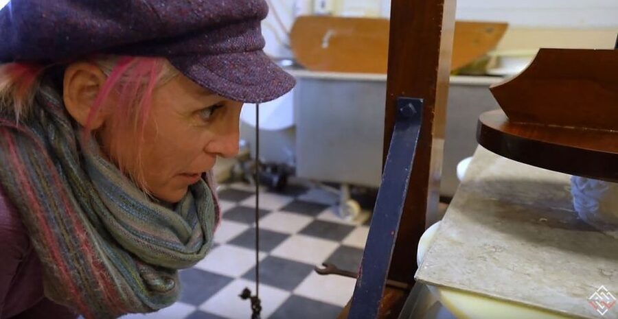 Volendam: 2.5-Hour Cheesemaking Workshop & Clog Making Tour - Taking Your Cheese Home: Young Cheese, Packing, and the Ripen Option