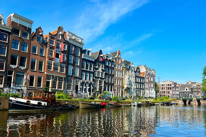 Walking Tour about Golden Age Architecture, private local guide - Golden Age Architecture On A Private 90-Minute Walk