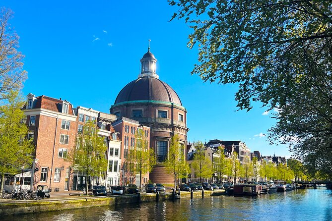 Walking Tour about Golden Age Architecture, private local guide - Canal Belt Details You’ll Actually Notice: Huis Bartolotti And Torensluis