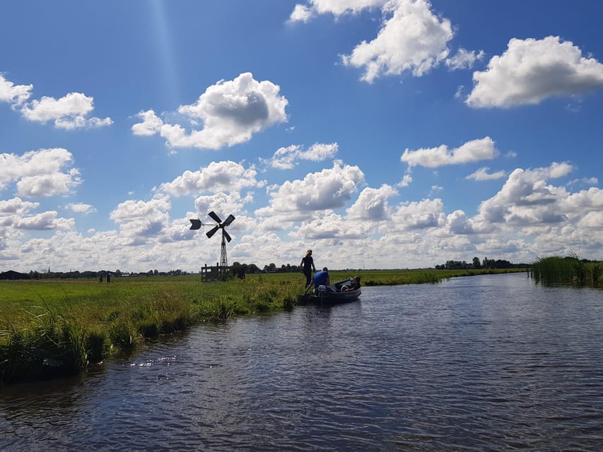 Whisperboat rental in beautiful area close to Amsterdam - Hosts and language support: Dutch, English, French, and German