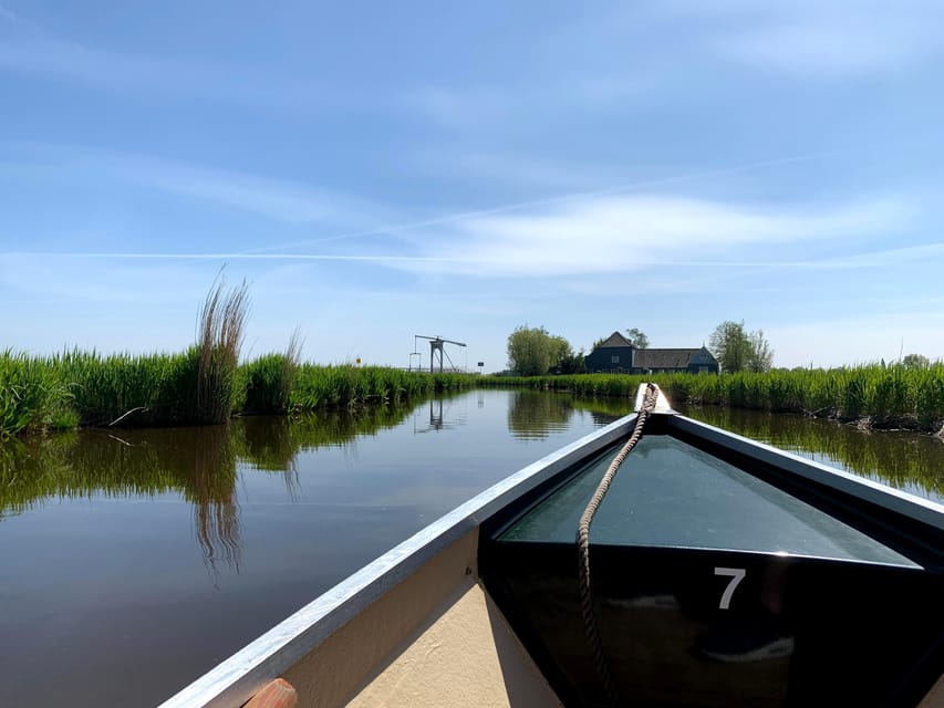 Whisperboat rental in beautiful area close to Amsterdam - What you will see: Waterland nature and bird-filled waterways