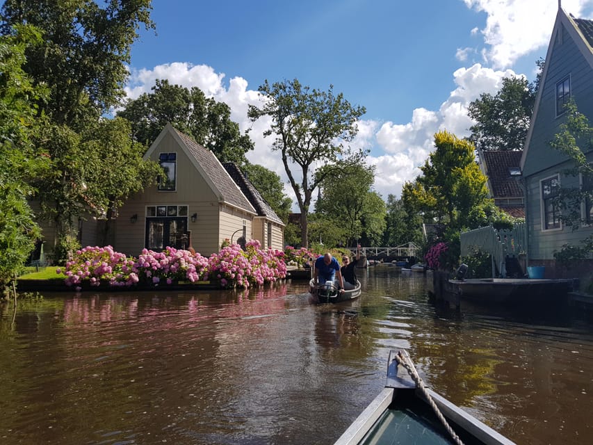Whisperboat rental in beautiful area close to Amsterdam - Village highlights: Broek in Waterland, Zuiderwoude, Monnickendam, and Holysloot