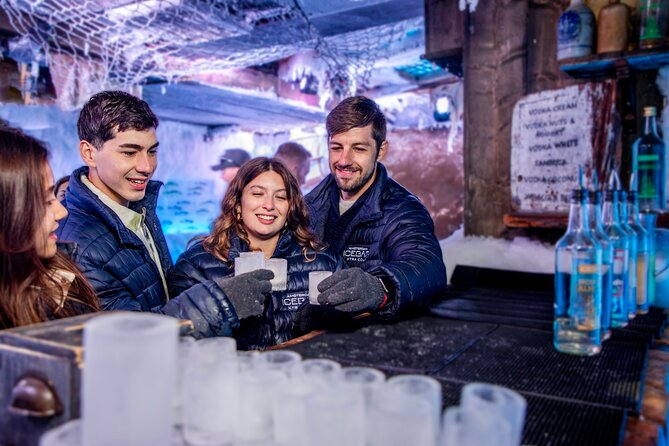Xtracold Icebar Amsterdam, 3 Drinks Included - Your 45 minutes at Xtracold: how the flow usually works