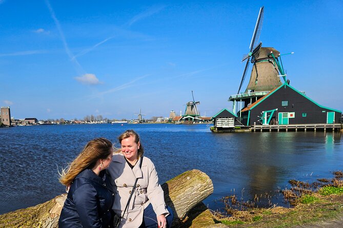 Zaanse Schans and Cheese Tasting Guided Tour from Amsterdam - From Central Station to Zaanse Schans Windmills