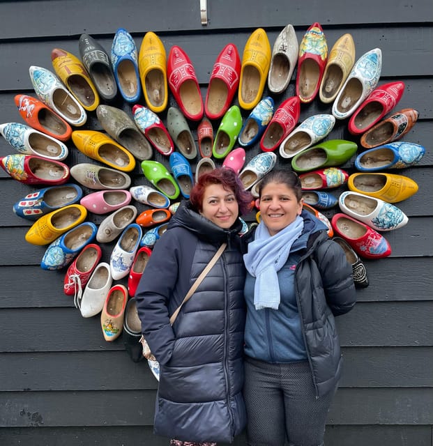 Zaanse Schans: Half-Day Private Guided Tour - Getting going from Amsterdam Centraal, and why meeting point timing helps