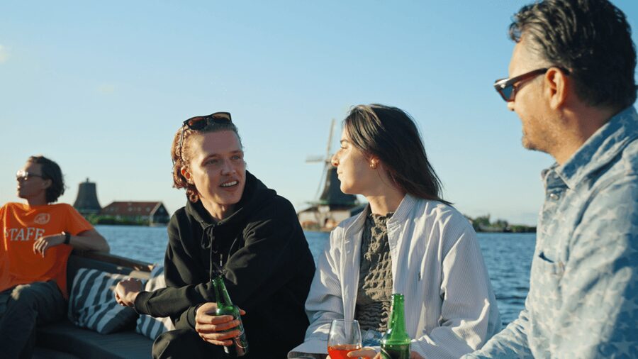 Zaanse Schans: Private Cruise + Live Guide, Optional Drinks - Who this is best for (and who should skip it)