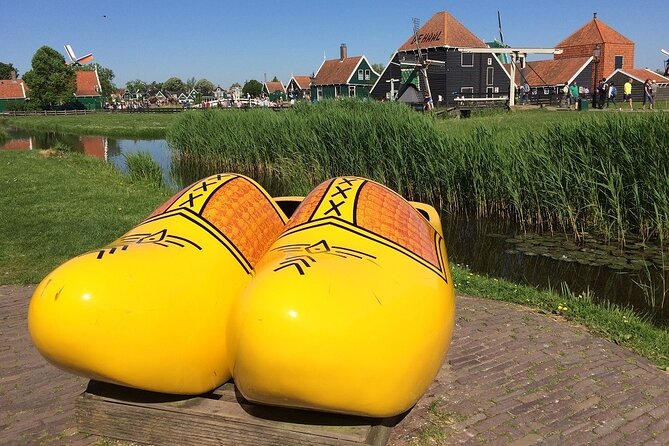 Zaanse Schans Private Tour Windmills - Entering Zaanse Schans: what the 3-hour guided museum time does