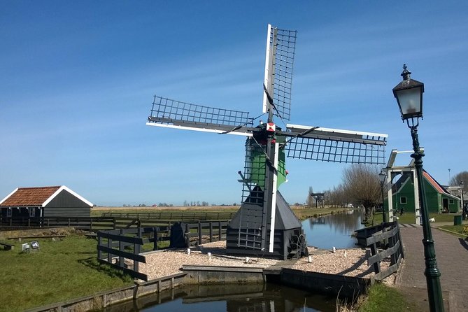 Zaanse Schans Small-Group Excursion from Zaandam - Molen De Kat paint mill: the last fully operational one, with included admission
