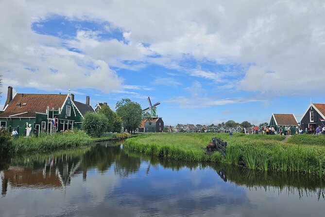 Zaanse Schans & Volendam Small-Group Tour with Hotel Pickup - Volendam + the Waffle Museum: A Sweet Detour You’ll Actually Use