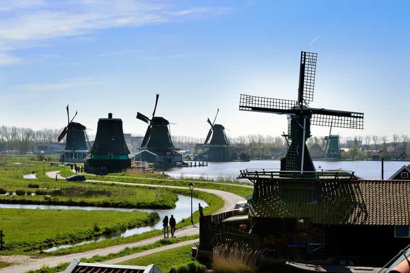 Zaanse Schans: Windmill & Museum Entry Ticket w/ Audio Guide - Picking two windmills: how to choose for photos and inside access