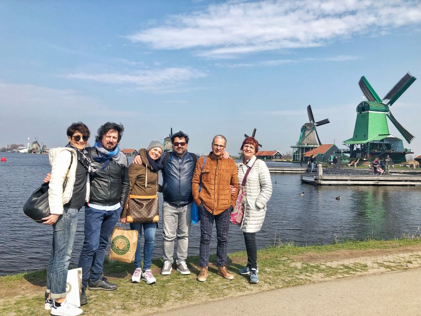 Zaanse Schans Windmills 4-Hour Tour in Italian - Why Zaanse Schans feels different from a typical Amsterdam day trip