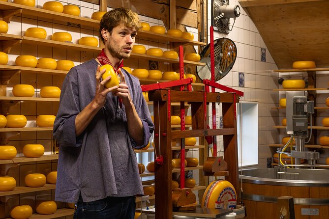 Zaanse Schans Windmills, Cheese and Volendam Tour from Amsterdam - Group Size, Timing, and Language: How to Make It Feel Less Rushed
