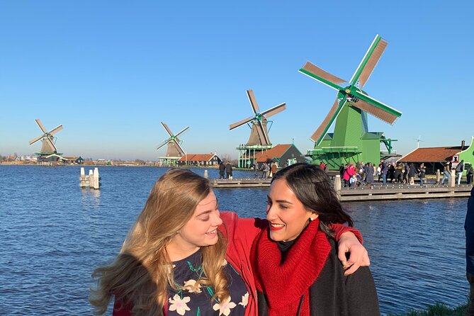 Zaanse Schans Windmills, Cheese and Volendam Tour from Amsterdam - Getting Started at Stationsplein and Rolling Out to Zaanse Schans