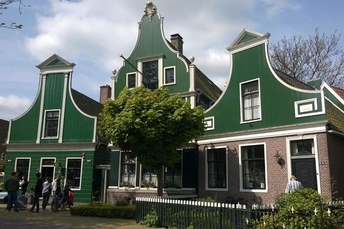 Zaanse Schans Windmills, Clogs and Dutch Cheese Small-Group Tour from Amsterdam - Kooijman Souvenirs and Clogs Workshop: The Clog-Making Moment