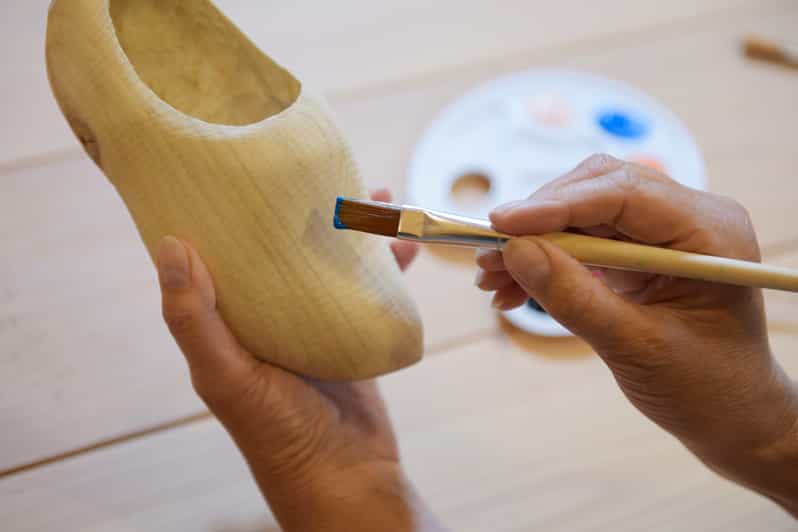Zaanse Schans: Wooden Shoe Painting Workshop - Wooden Shoe Painting in Zaanse Schans: what you’re really making