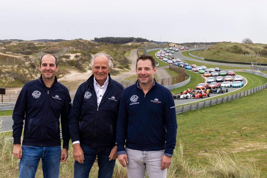 Zandvoort: Driving Experience at the Formula 1 Race Track - Go-karting, then drag racing, then SIM-Racing: the pacing that keeps it fun